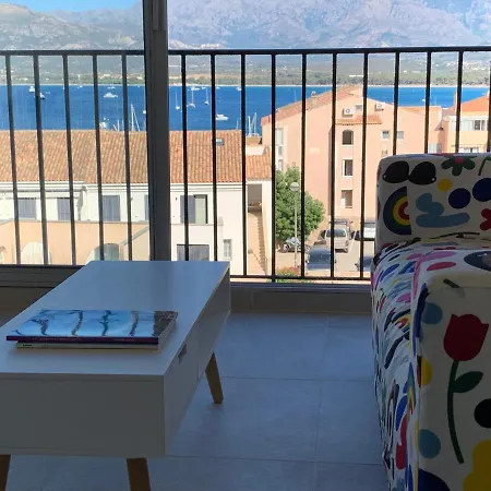 Apartment Vue